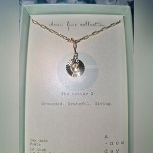 Gold Pendant Necklace